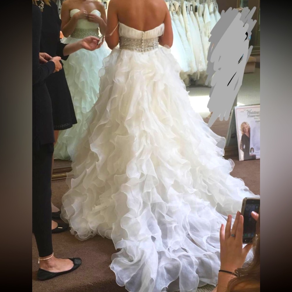 Beautiful Mori Lee Wedding Dress